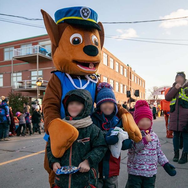 Mascotte Chase Pat Patrouille câlins enfants